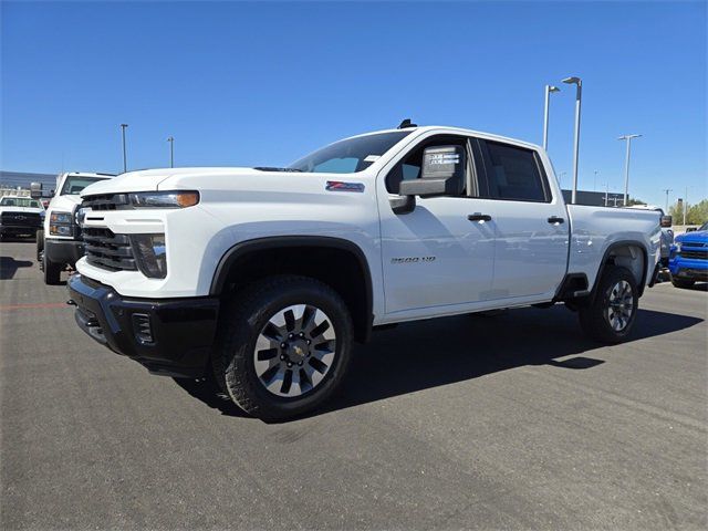 2026 Chevrolet Silverado 2500HD Custom