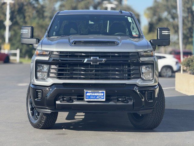 2026 Chevrolet Silverado 2500HD Custom