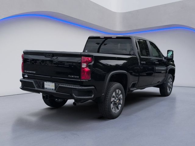 2026 Chevrolet Silverado 2500HD Custom