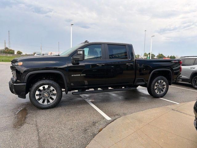 2026 Chevrolet Silverado 2500HD Custom