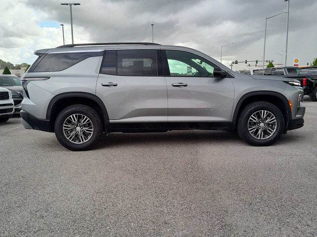 2026 Chevrolet Traverse AWD LT