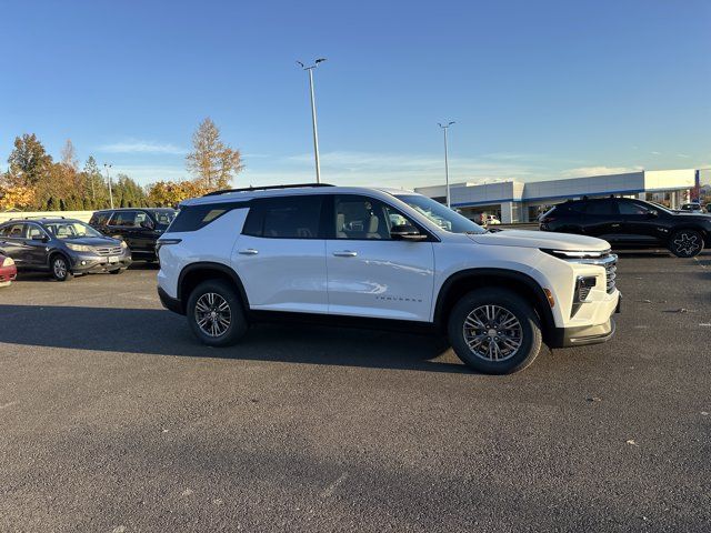 2026 Chevrolet Traverse AWD LT