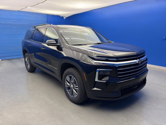 2026 Chevrolet Traverse FWD LT
