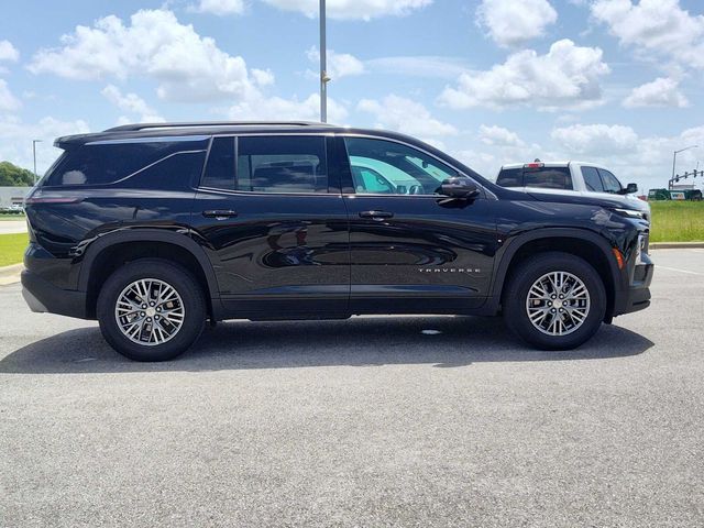2026 Chevrolet Traverse FWD LT