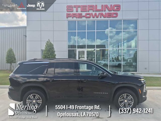 2026 Chevrolet Traverse FWD LT
