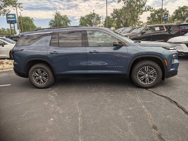 2026 Chevrolet Traverse FWD LT