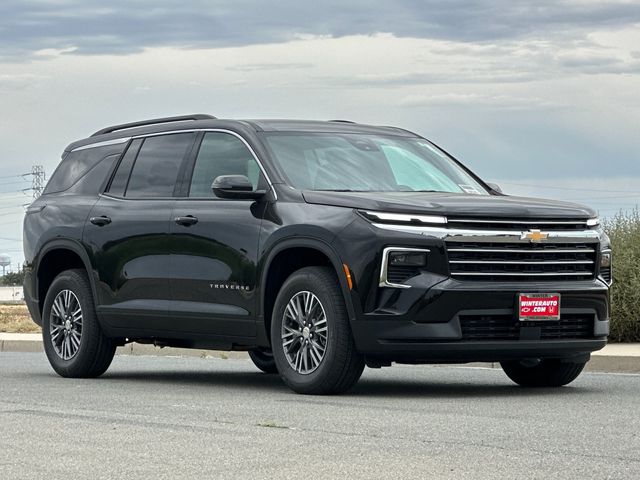 2026 Chevrolet Traverse FWD LT