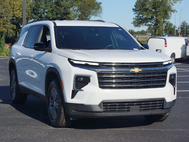 2026 Chevrolet Traverse FWD LT