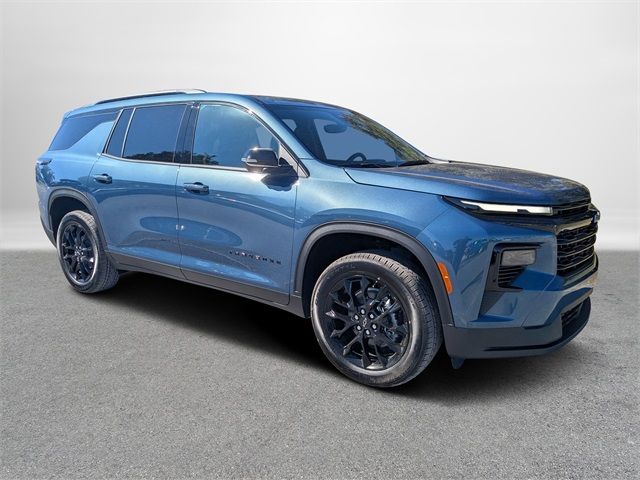 2026 Chevrolet Traverse FWD LT