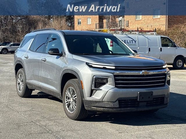 2026 Chevrolet Traverse FWD LT