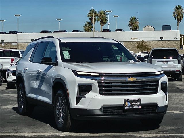 2026 Chevrolet Traverse FWD LT