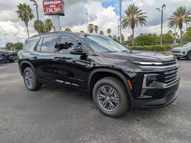 2026 Chevrolet Traverse FWD LT