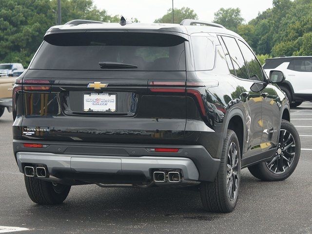 2026 Chevrolet Traverse FWD LT