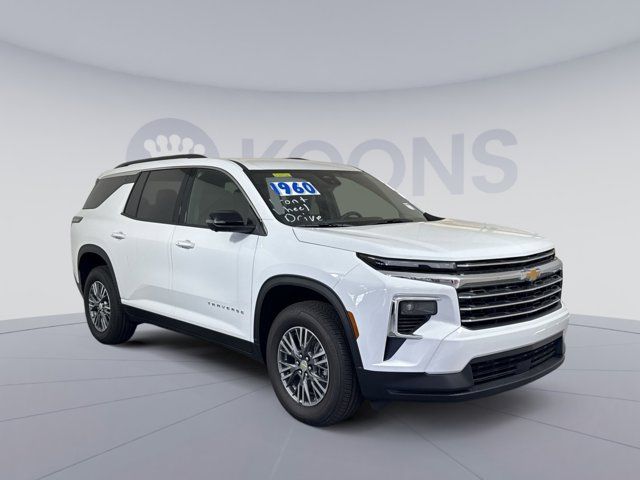 2026 Chevrolet Traverse FWD LT