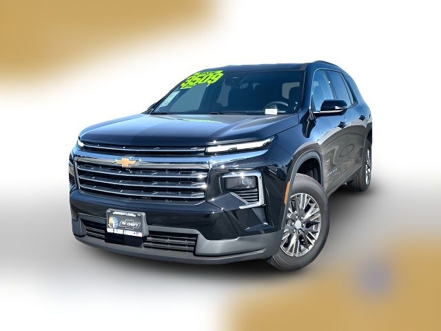 2026 Chevrolet Traverse FWD LT