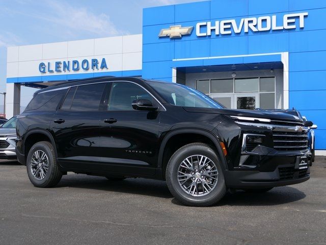 2026 Chevrolet Traverse FWD LT