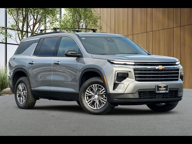 2026 Chevrolet Traverse FWD LT