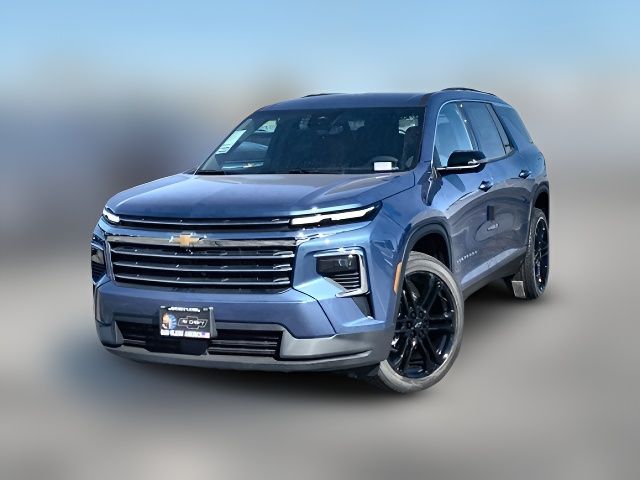 2026 Chevrolet Traverse FWD LT