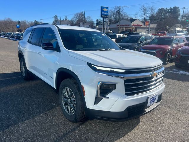 2026 Chevrolet Traverse FWD LT