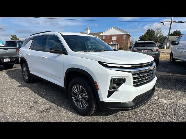 2026 Chevrolet Traverse FWD LT