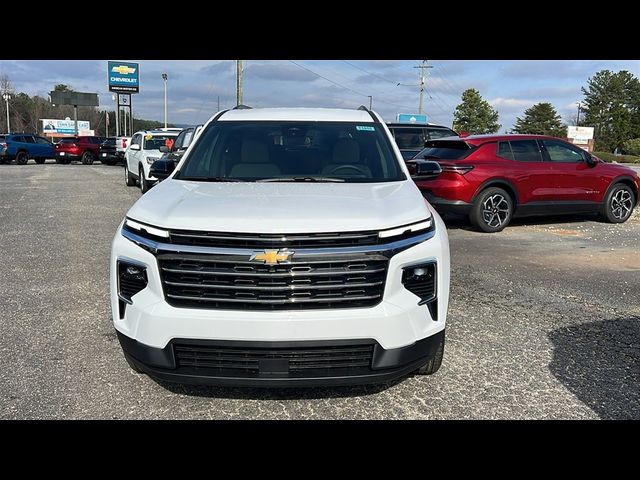 2026 Chevrolet Traverse FWD LT