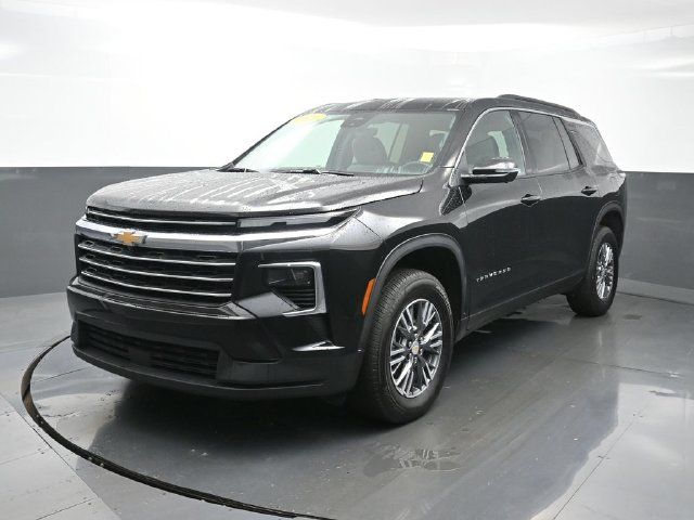 2026 Chevrolet Traverse FWD LT