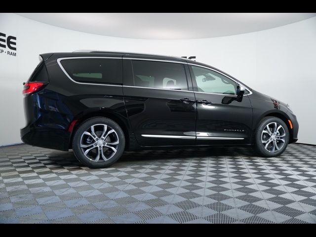2026 Chrysler Pacifica Pinnacle
