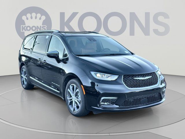 2026 Chrysler Pacifica Pinnacle