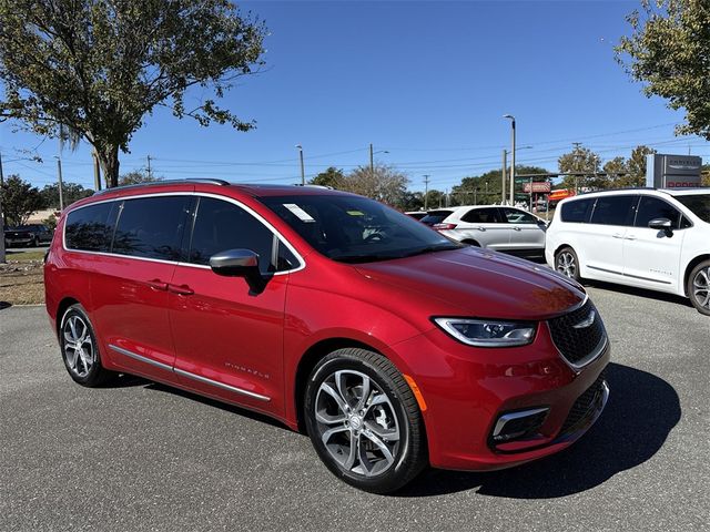 2026 Chrysler Pacifica Pinnacle