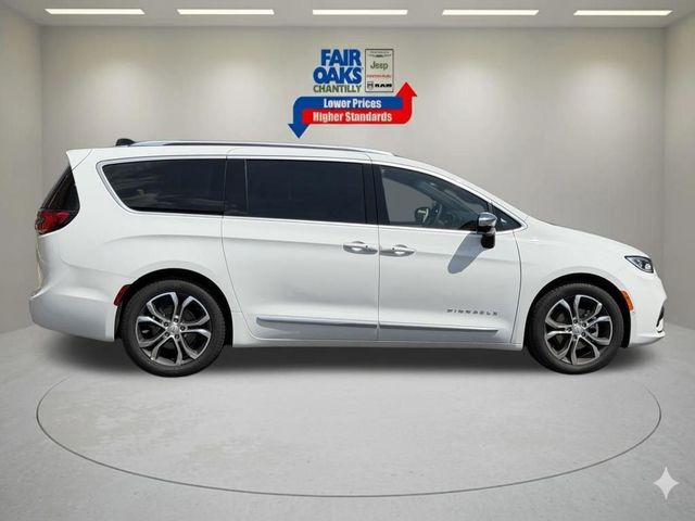 2026 Chrysler Pacifica Pinnacle