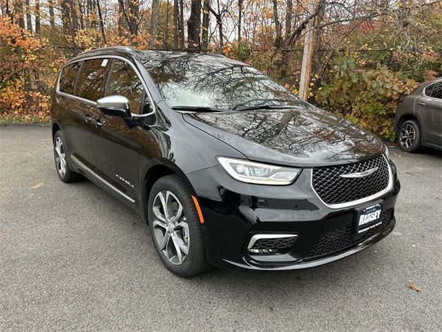 2026 Chrysler Pacifica Pinnacle
