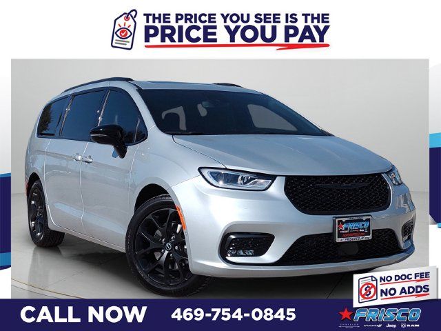 2026 Chrysler Pacifica Select
