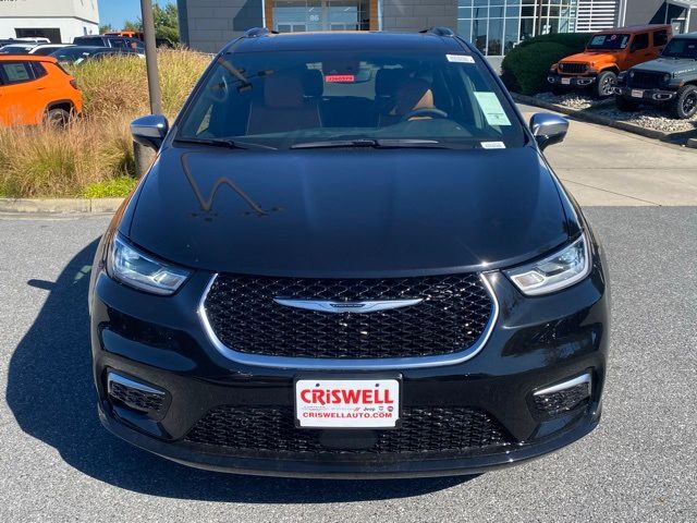 2026 Chrysler Pacifica Hybrid Pinnacle