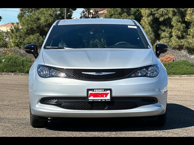 2026 Chrysler Voyager LX