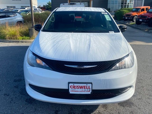 2026 Chrysler Voyager LX