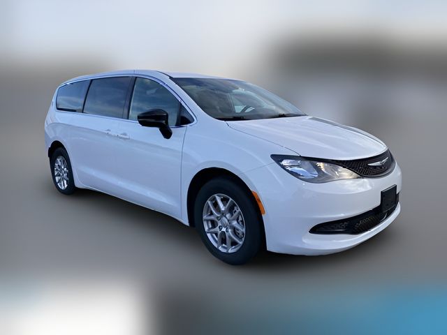 2026 Chrysler Voyager LX