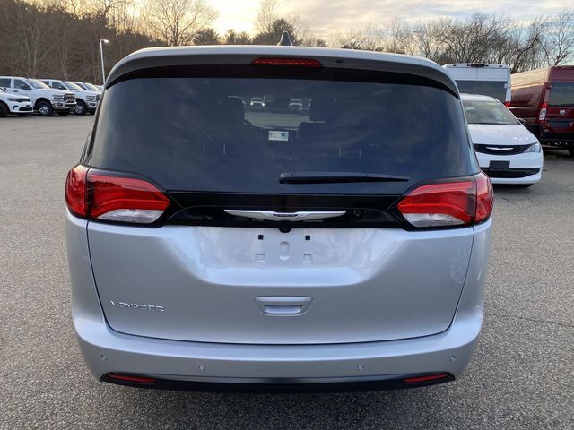 2026 Chrysler Voyager LX