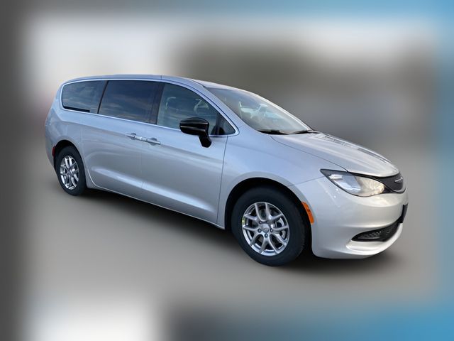 2026 Chrysler Voyager LX