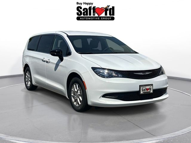 2026 Chrysler Voyager LX