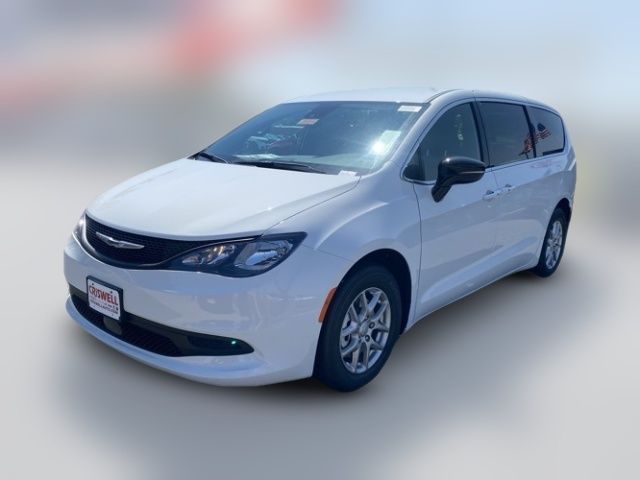 2026 Chrysler Voyager LX