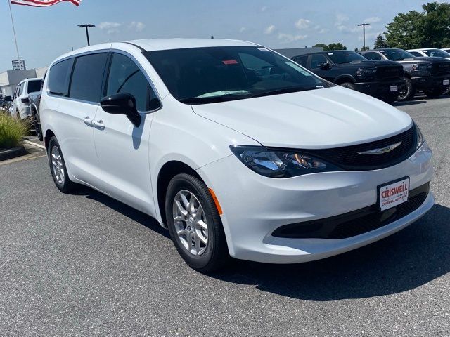 2026 Chrysler Voyager LX