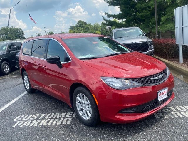 2026 Chrysler Voyager LX