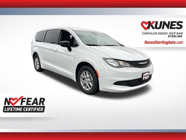 2026 Chrysler Voyager LX