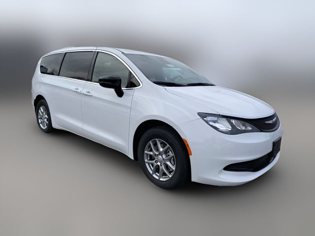 2026 Chrysler Voyager LX
