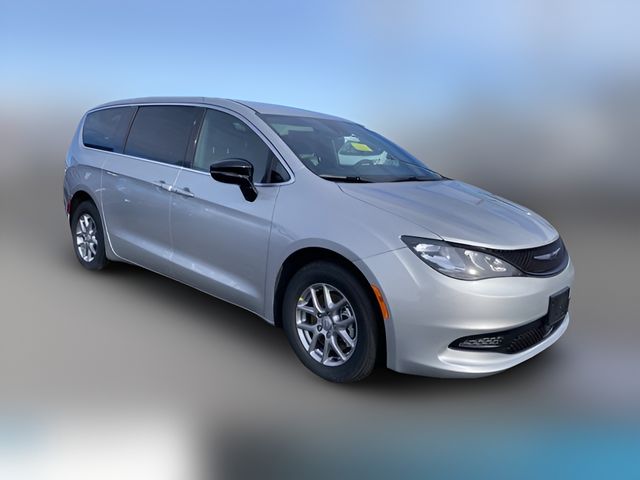 2026 Chrysler Voyager LX