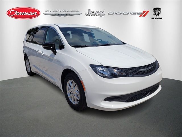 2026 Chrysler Voyager LX