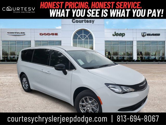 2026 Chrysler Voyager LX