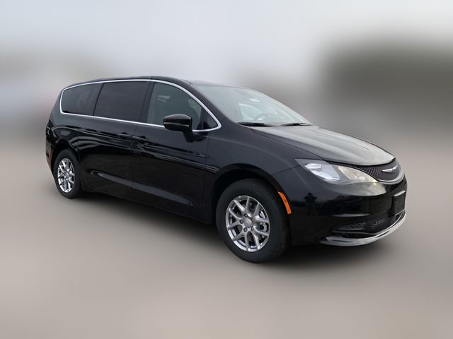 2026 Chrysler Voyager LX
