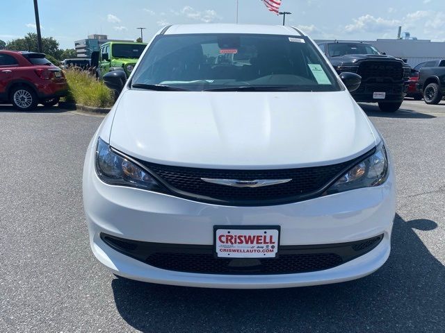 2026 Chrysler Voyager LX