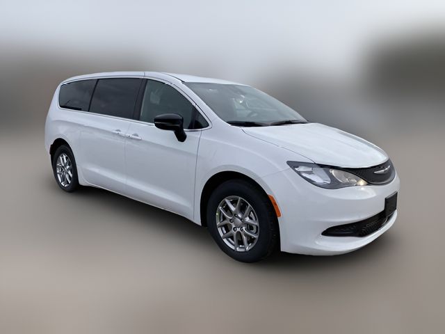 2026 Chrysler Voyager LX